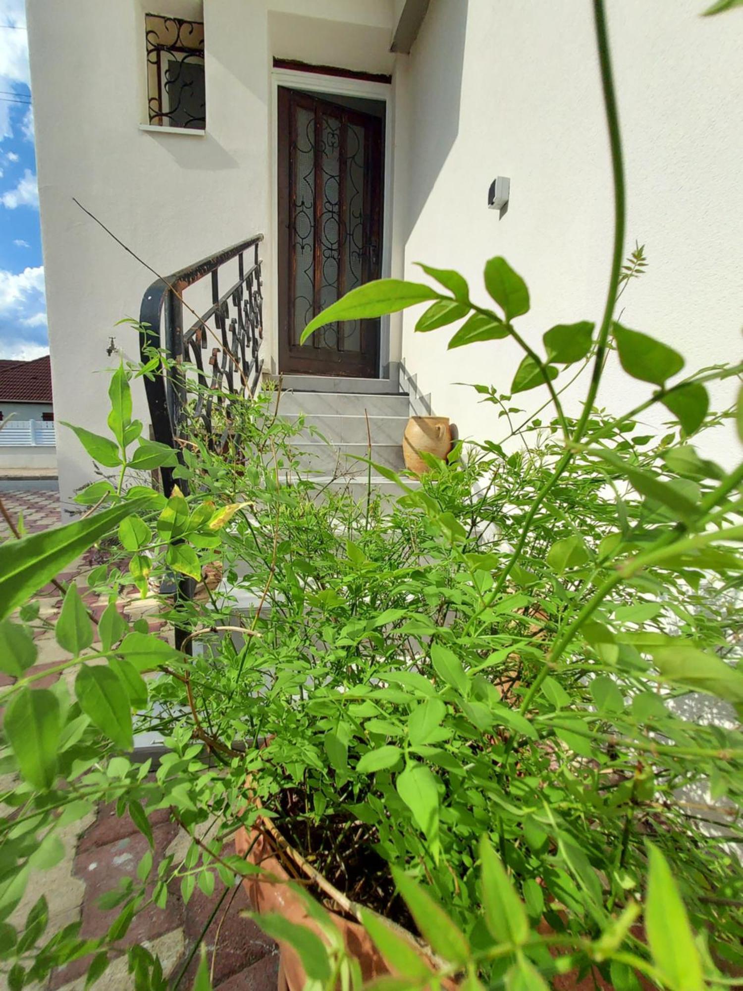 Appartement Meuble Avec Deux Chambres Moulins  Exterior foto